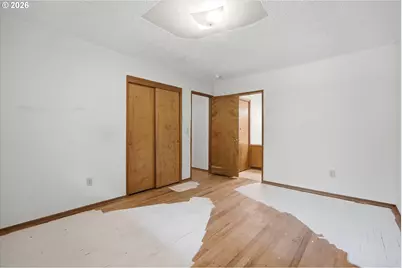 1422 SW Hensley Rd, Troutdale, OR 97060 - Photo 11