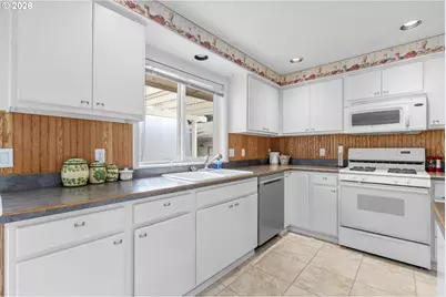 5126 Bailey Ct NE, Keizer, OR 97303 - Photo 11