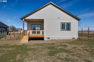 518 SW 6th St, Metolius, OR 97741 - Photo 7