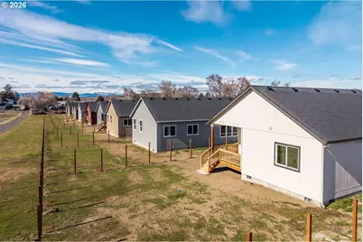 518 SW 6th St, Metolius, OR 97741 - Photo 15