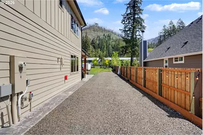 285 S Detroit Rd S, Detroit, OR 97342 - Photo 43