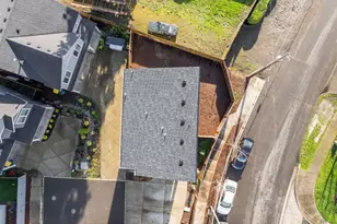 19718 SW Brandy Ln, Beaverton, OR 97007 - Photo 29