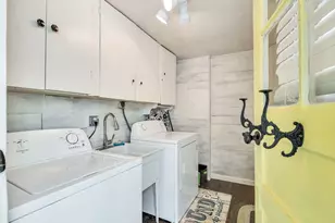 480 S Columbia St, Seaside, OR 97138 - Photo 17