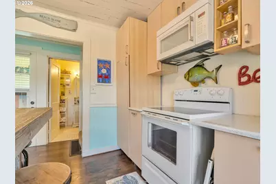 480 S Columbia St, Seaside, OR 97138 - Photo 15