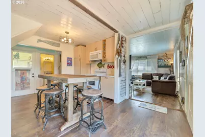 480 S Columbia St, Seaside, OR 97138 - Photo 11