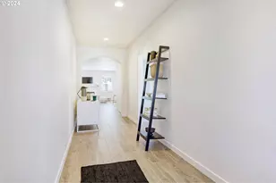 170 Rockcrest Dr, Lowell, OR 97452 - Photo 5