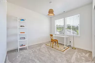 170 Rockcrest Dr, Lowell, OR 97452 - Photo 3