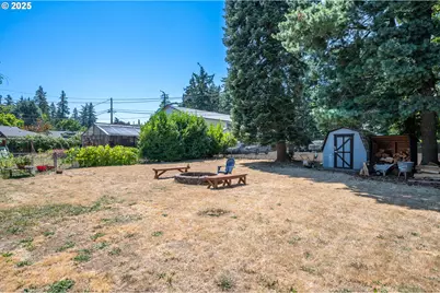 3537 SE 128th Ave, Portland, OR 97236 - Photo 37