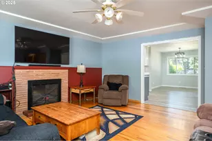 3537 SE 128th Ave, Portland, OR 97236 - Photo 9