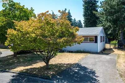 3537 SE 128th Ave, Portland, OR 97236 - Photo 3