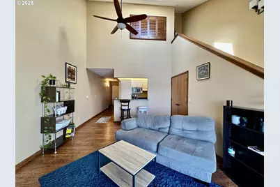 311 N Hayden Bay Dr, Portland, OR 97217 - Photo 19