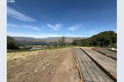 2743 E 9th St, The Dalles, OR 97058 - Photo 7
