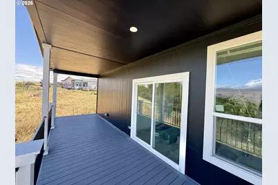 2743 E 9th St, The Dalles, OR 97058 - Photo 5