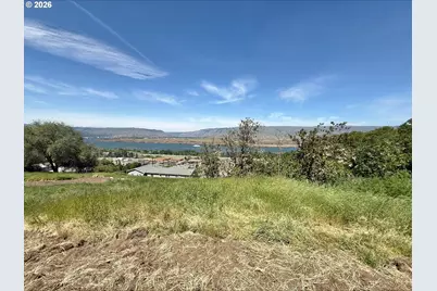 2743 E 9th St, The Dalles, OR 97058 - Photo 13
