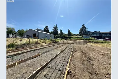 2743 E 9th St, The Dalles, OR 97058 - Photo 11