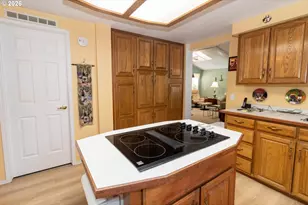 136 43rd Way, Florence, OR 97439 - Photo 17