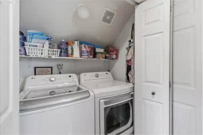 34660 Glacier Ave, Saint Helens, OR 97051 - Photo 11