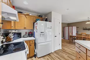 34660 Glacier Ave, Saint Helens, OR 97051 - Photo 3