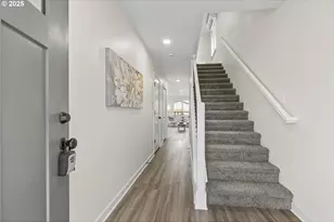 709 S 9th Ave, Kelso, WA 98626 - Photo 3