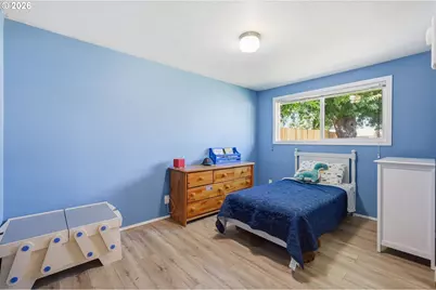 697 54th St, Springfield, OR 97478 - Photo 23