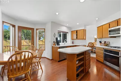 2343 SW 1st St, Gresham, OR 97080 - Photo 13