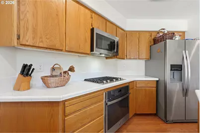 2343 SW 1st St, Gresham, OR 97080 - Photo 17