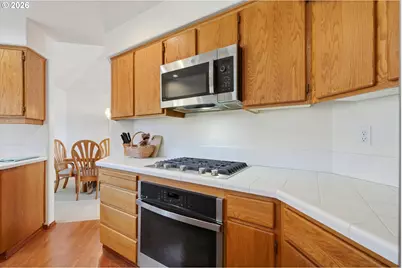 2343 SW 1st St, Gresham, OR 97080 - Photo 19