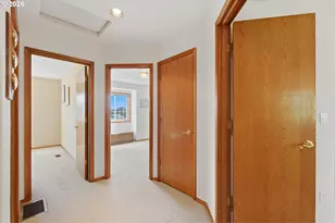 2343 SW 1st St, Gresham, OR 97080 - Photo 37