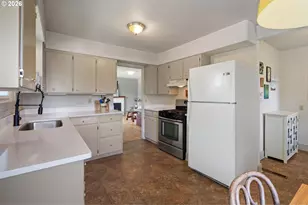 5205 SE Ramona St, Portland, OR 97206 - Photo 7