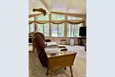 5198 Grand Ave, Florence, OR 97439 - Photo 9