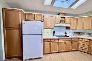 1800 Lakewood Ct, Eugene, OR 97402 - Photo 13