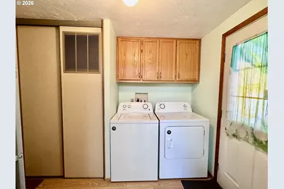 1800 Lakewood Ct #171, Eugene, OR 97402 - Photo 33