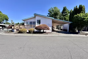 1800 Lakewood Ct, Eugene, OR 97402 - Photo 1