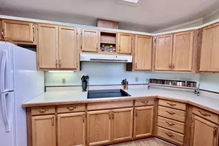 1800 Lakewood Ct, Eugene, OR 97402 - Photo 15