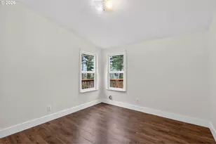 20284 El Romar Dr NE, Scotts Mills, OR 97375 - Photo 25