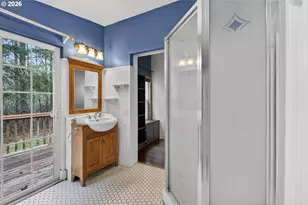 20284 El Romar Dr NE, Scotts Mills, OR 97375 - Photo 23