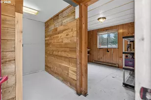 20284 El Romar Dr NE, Scotts Mills, OR 97375 - Photo 33