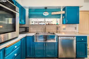 1540 Garfield St, North Bend, OR 97459 - Photo 13