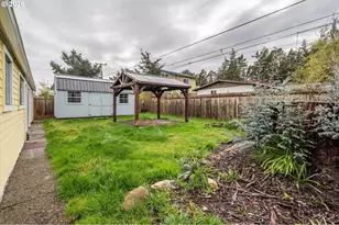 1540 Garfield St, North Bend, OR 97459 - Photo 31