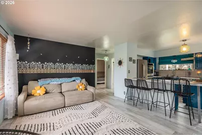 1540 Garfield St, North Bend, OR 97459 - Photo 5