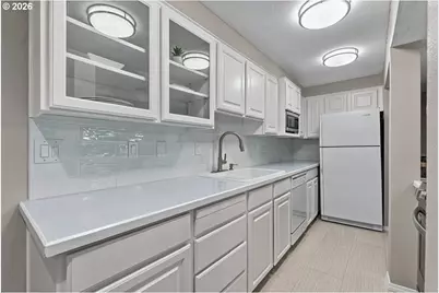 9765 SW 163rd Ave, Beaverton, OR 97007 - Photo 23