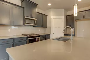 2016 E Badger Wy, La Center, WA 98629 - Photo 5