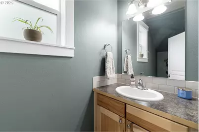 15520 Rainier Ave, Sandy, OR 97055 - Photo 5