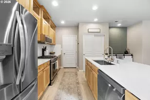 15520 Rainier Ave, Sandy, OR 97055 - Photo 13