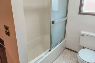 210 Cherokee Ave, Roseburg, OR 97471 - Photo 27