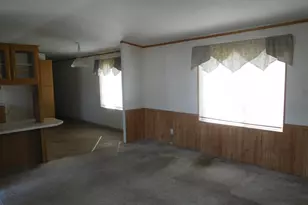 1437 SW 37th St, Pendleton, OR 97801 - Photo 9