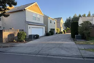 1663 NE 103rd Ave, Hillsboro, OR 97006 - Photo 3