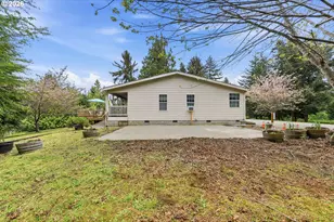 61513 Richmond Way, Coos Bay, OR 97420 - Photo 33