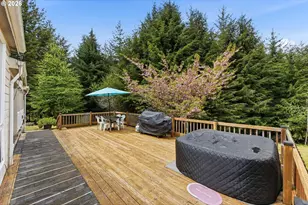 61513 Richmond Way, Coos Bay, OR 97420 - Photo 41