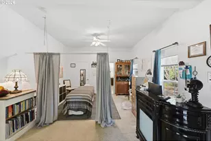61513 Richmond Way, Coos Bay, OR 97420 - Photo 19